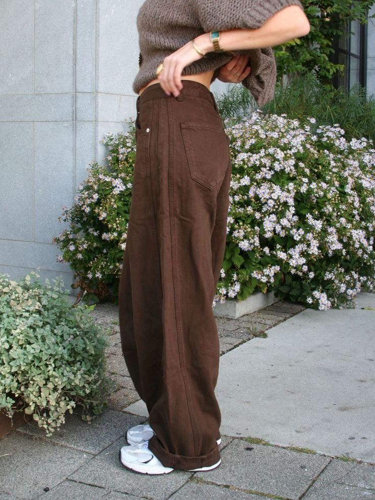 Café Mocha Balloon Jeans